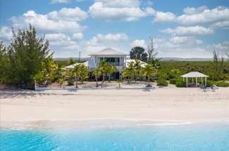 Luxurious Beachfront Home on Galliot Cay