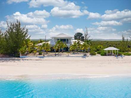 Luxurious Beachfront Home on Galliot Cay
