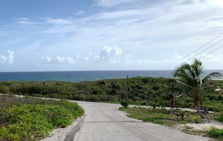 Oceanfront Lot on cliff overlooking the Ocean